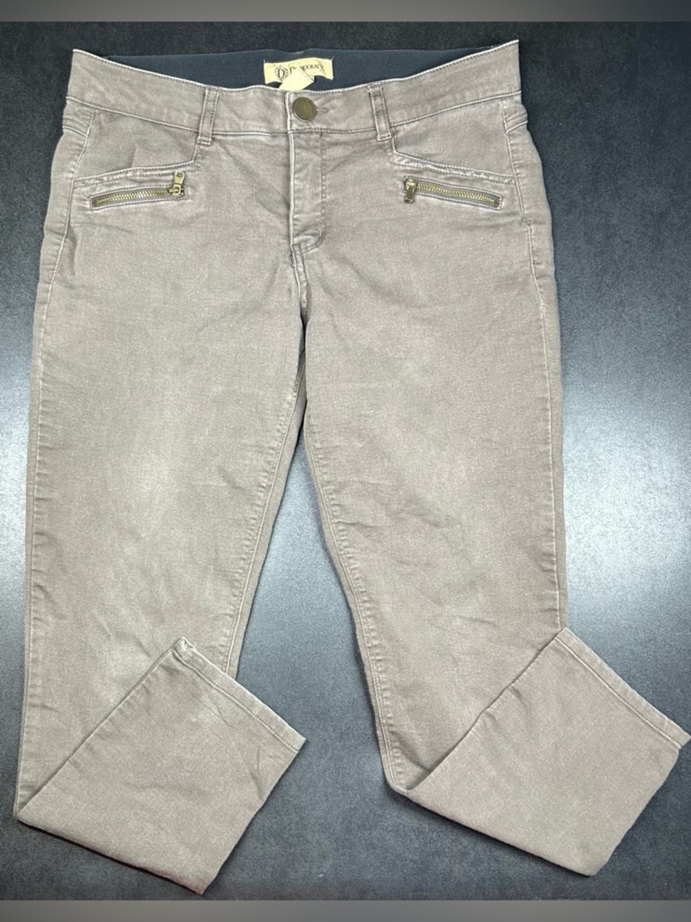 Democracy “AB”technology Women’s Size 10 Gray Mid Rise Zip Pockets Stretch Jeans